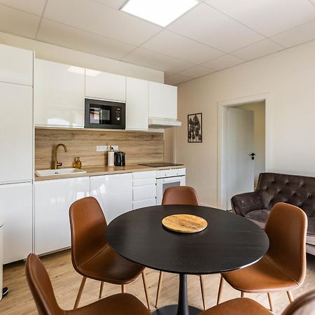 Stylish Apartment With Free Parking Zvolen Exteriör bild
