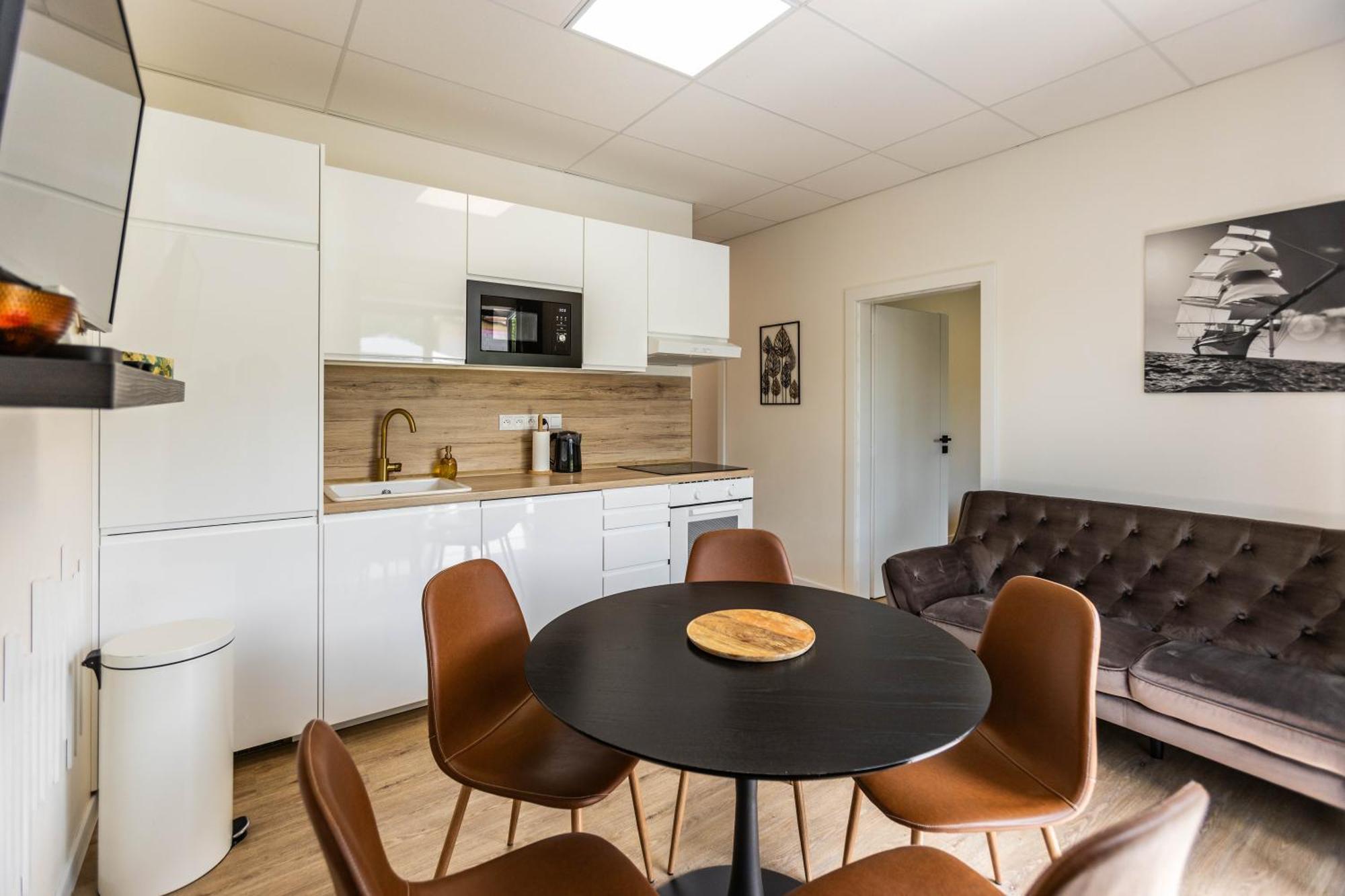 Stylish Apartment With Free Parking Zvolen Exteriör bild