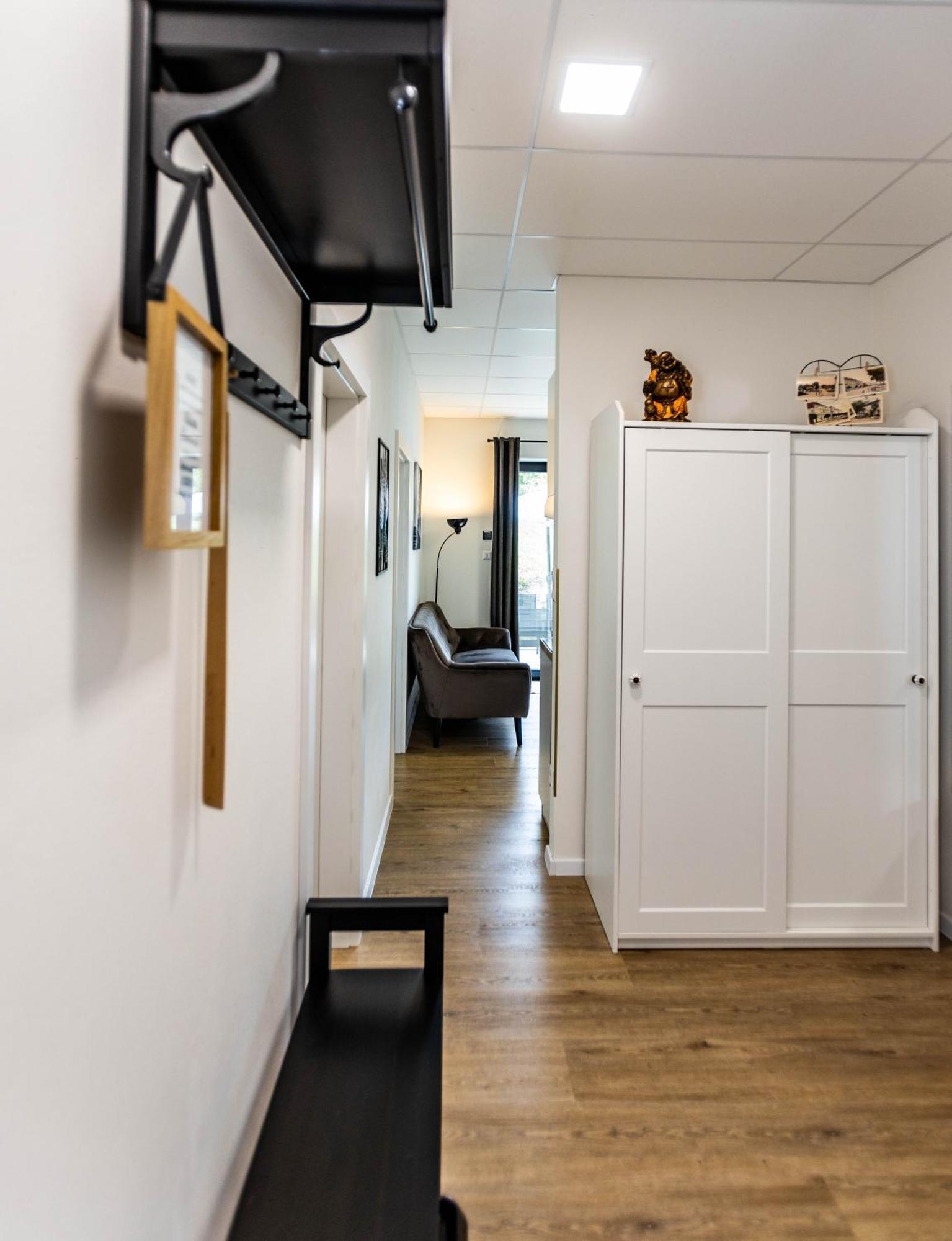 Stylish Apartment With Free Parking Zvolen Exteriör bild